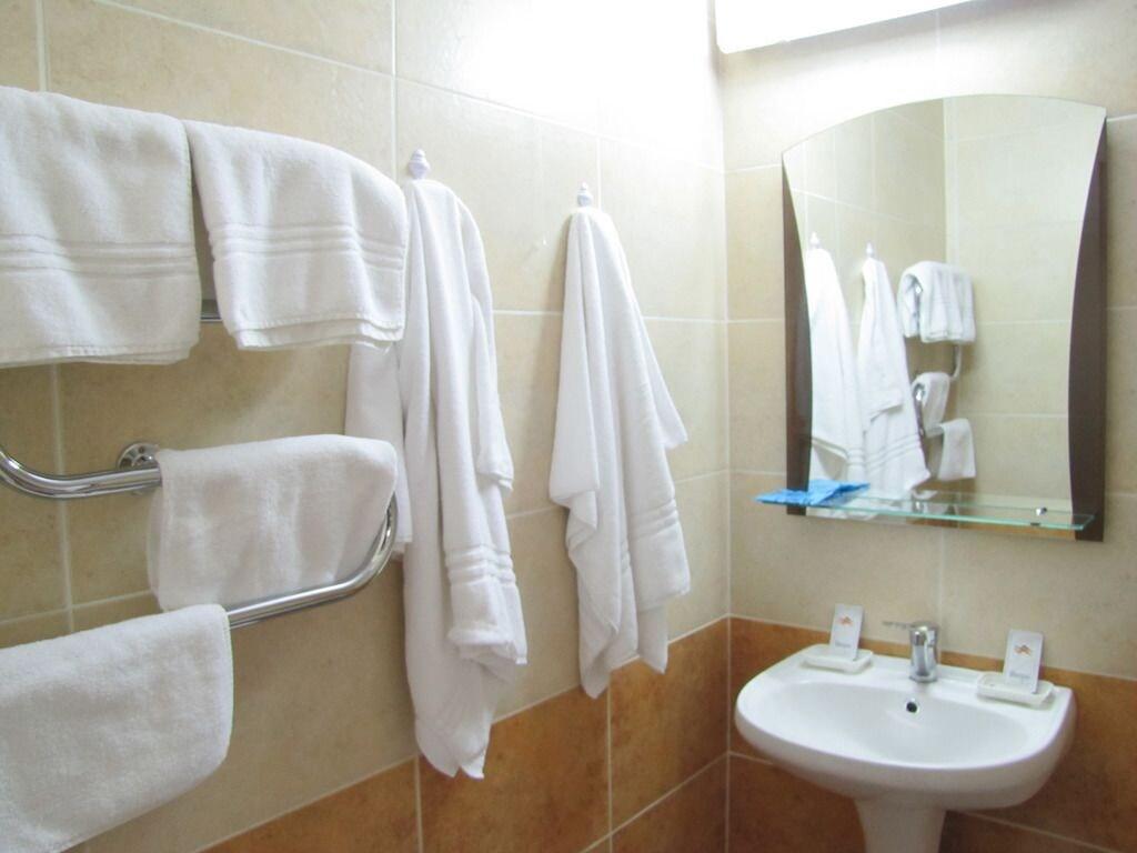 Cosmos Hotel Chişinău Eksteriør billede