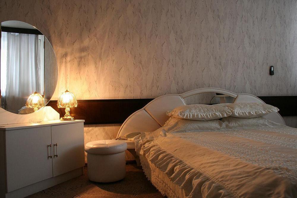 Cosmos Hotel Chişinău Eksteriør billede