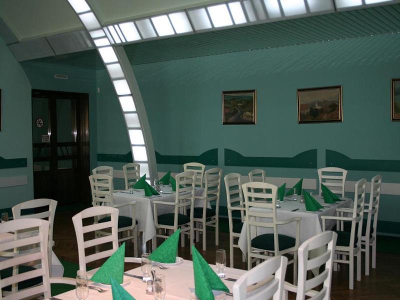 Cosmos Hotel Chişinău Eksteriør billede